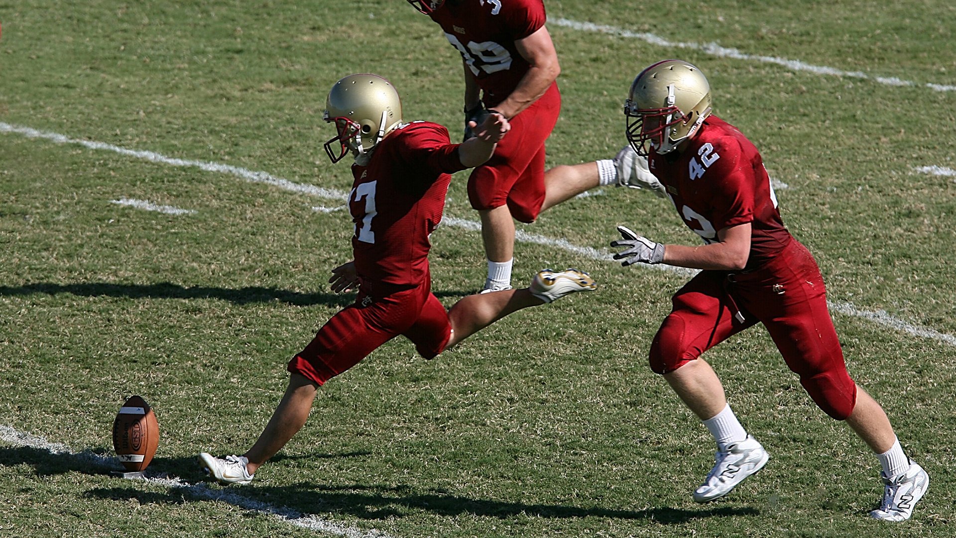 爱游戏官网首页-巴雷特：背后稳如磐石，带领全黑队在关键时刻发挥巨大战术影响